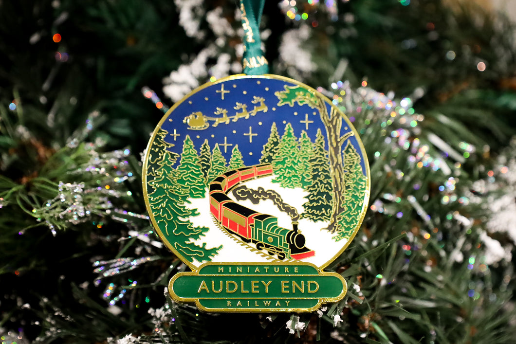 AEMR Enamel Snow Globe Christmas Tree Decoration – Festive Ornament